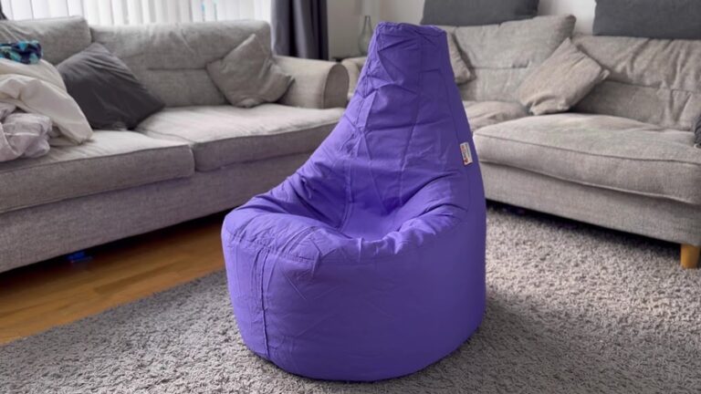 gaming chair vs bean bag