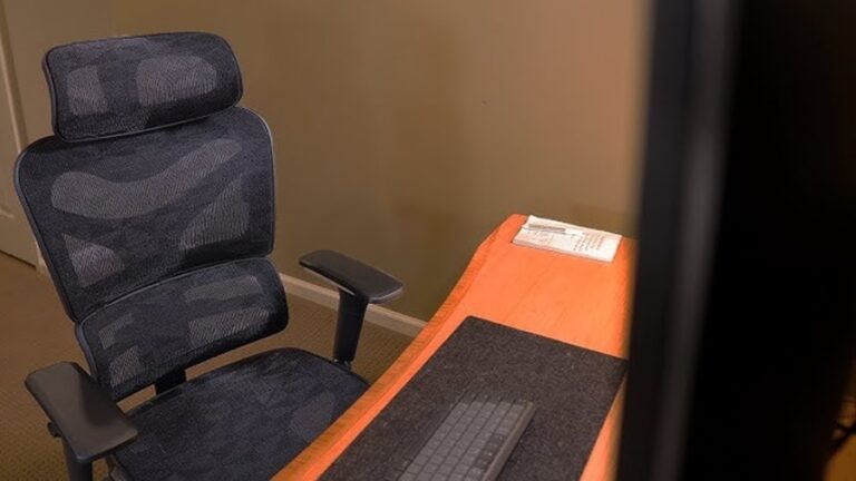 gaming chair vs mesh chair