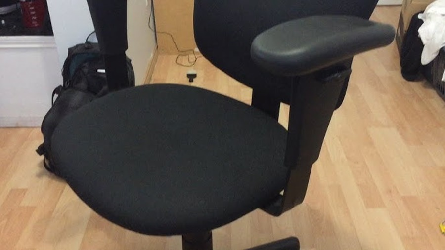 gaming chair soft cushion vs firm cushion