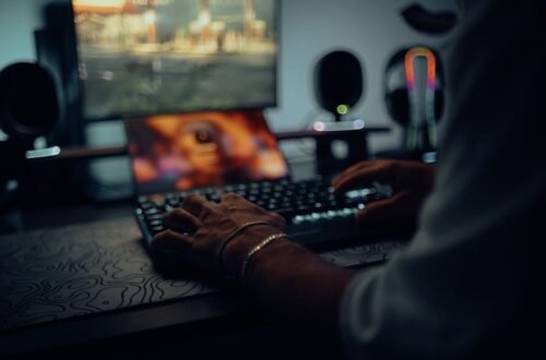 gaming monitor input types explained