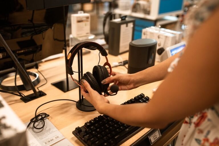 how to choose gaming audio equipment