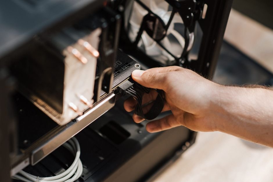how to connect a PC to a home theater system